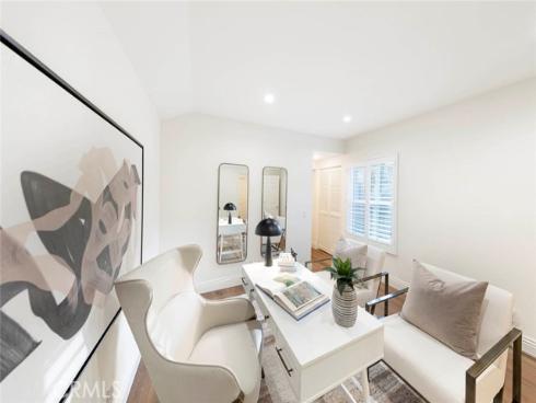 16  Lucerne  , Newport Beach, CA