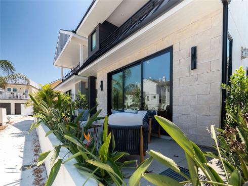 315 E Bay   Avenue, Newport Beach, CA