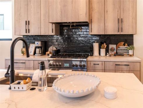 315 E Bay   Avenue, Newport Beach, CA