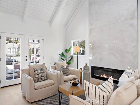 2137  Miramar  , Newport Beach, CA