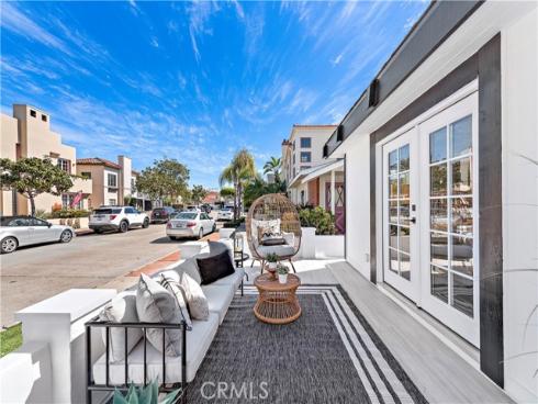 2137  Miramar  , Newport Beach, CA