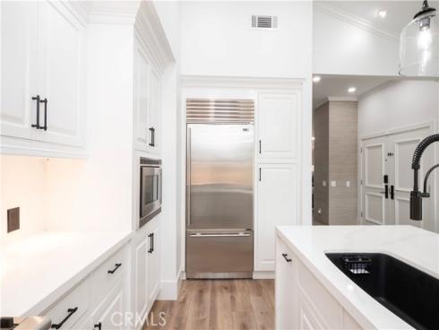 990  Bayside Cove  609 , Newport Beach, CA