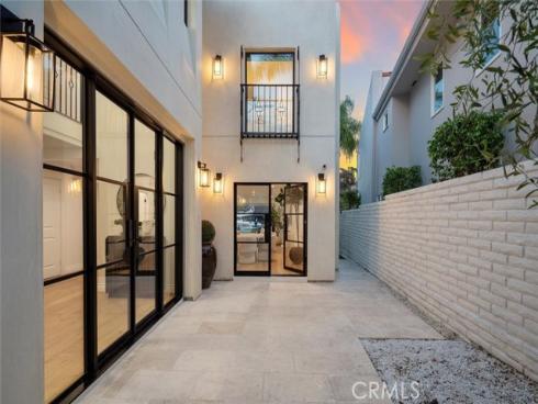 3  Linda Isle  , Newport Beach, CA