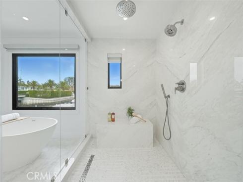 3  Linda Isle  , Newport Beach, CA