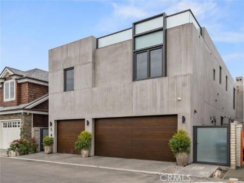 8  Beacon Bay  , Newport Beach, CA
