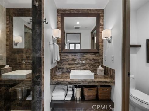 8  Beacon Bay  , Newport Beach, CA