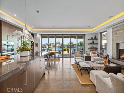 8  Beacon Bay  , Newport Beach, CA