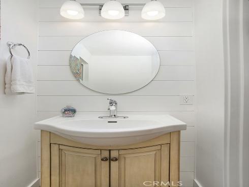 215  32nd   Street, Newport Beach, CA