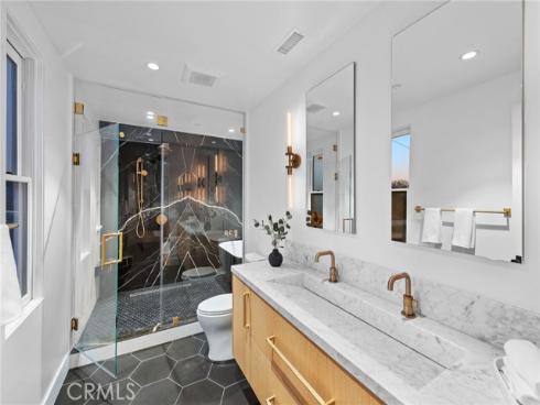 20462  Santa Ana Ave  D , Newport Beach, CA