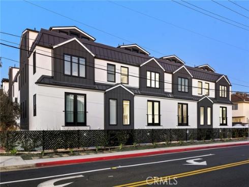 20462  Santa Ana Ave  D , Newport Beach, CA