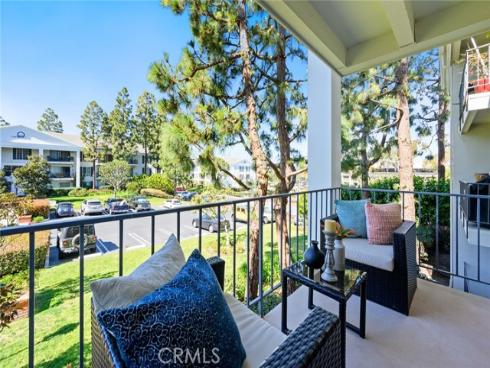 100  Scholz  205  Plaza, Newport Beach, CA