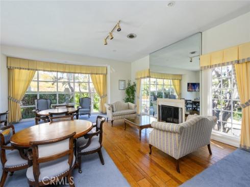 100  Scholz  205  Plaza, Newport Beach, CA