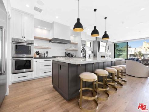 4106  River  2  Avenue, Newport Beach, CA