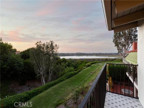 412  Vista Grande  , Newport Beach, CA