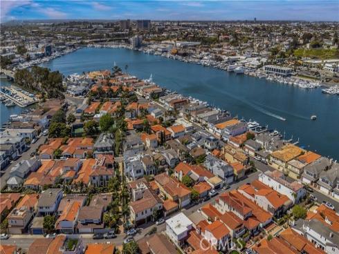 211  Via Dijon  , Newport Beach, CA