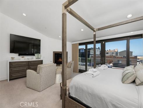 200 E Balboa   Boulevard, Newport Beach, CA