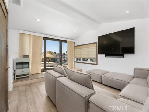 200 E Balboa   Boulevard, Newport Beach, CA