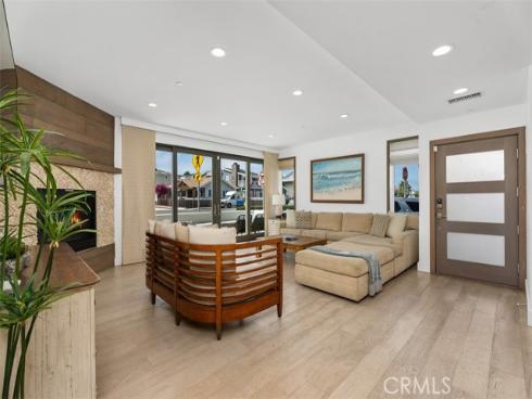 200 E Balboa   Boulevard, Newport Beach, CA