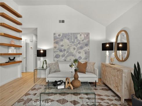 105 Hartford , Newport Beach, CA