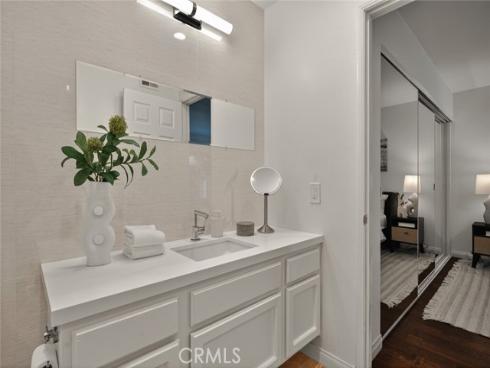 105 Hartford , Newport Beach, CA