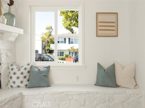 1585  Miramar  , Newport Beach, CA