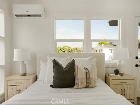 1585  Miramar  , Newport Beach, CA