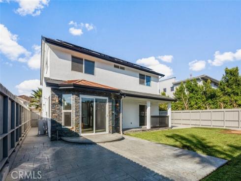 2262  Orchard  , Newport Beach, CA