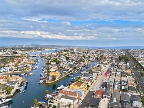 213  41st  , Newport Beach, CA