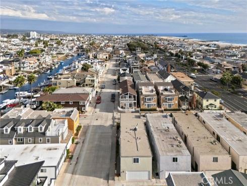 213  41st  , Newport Beach, CA