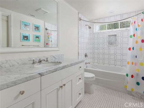 125  Kings   Place, Newport Beach, CA