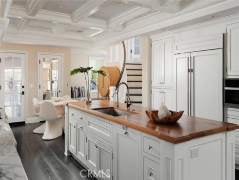 125  Kings   Place, Newport Beach, CA