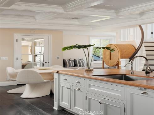 125  Kings   Place, Newport Beach, CA