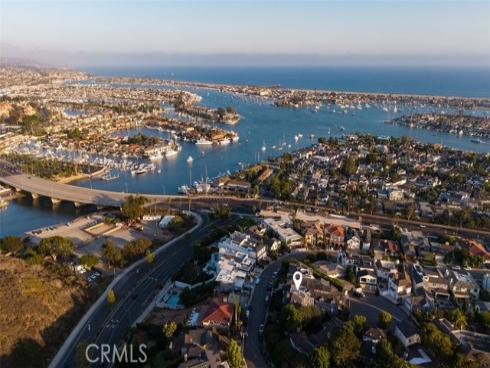 125  Kings   Place, Newport Beach, CA