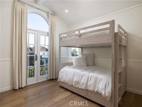 8  Gleneagles   Drive, Newport Beach, CA