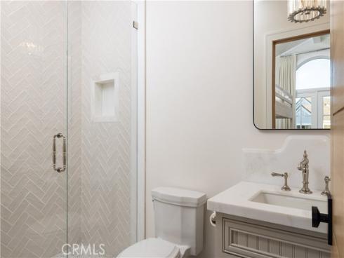 8  Gleneagles   Drive, Newport Beach, CA