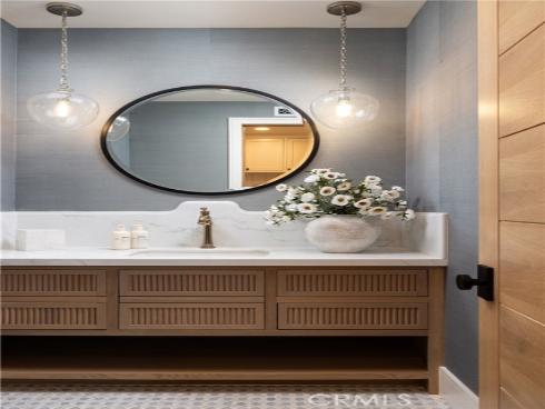 8  Gleneagles   Drive, Newport Beach, CA