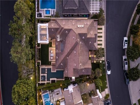 8  Gleneagles   Drive, Newport Beach, CA