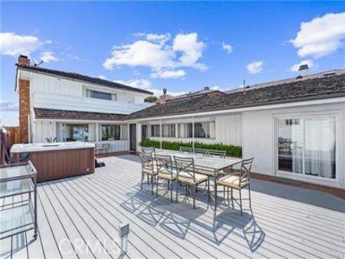 11  Harbor   Island, Newport Beach, CA