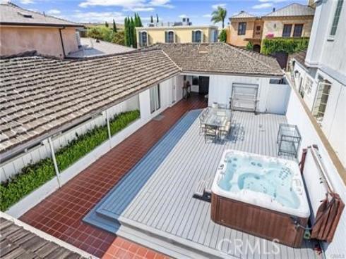 11  Harbor   Island, Newport Beach, CA