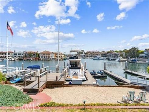 11  Harbor   Island, Newport Beach, CA