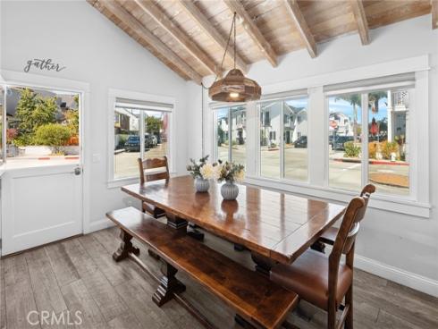 126  Collins  , Newport Beach, CA