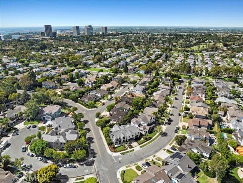 1963  Port Edward Place  , Newport Beach, CA