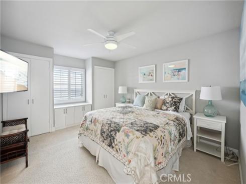 231  Canal  , Newport Beach, CA