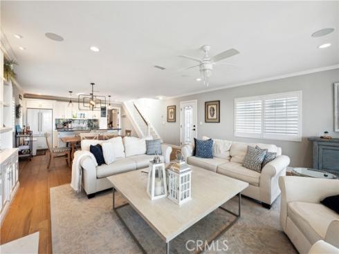 231  Canal  , Newport Beach, CA