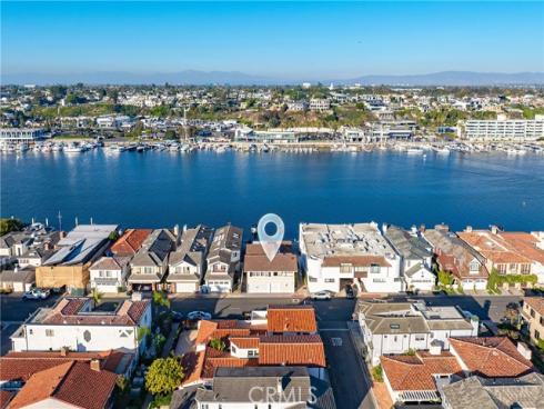 318  Via Lido Nord  , Newport Beach, CA