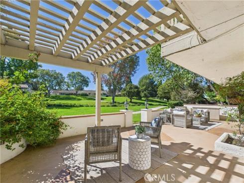 519  Vista Flora  , Newport Beach, CA