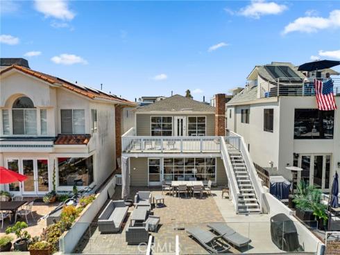 4208  River  , Newport Beach, CA