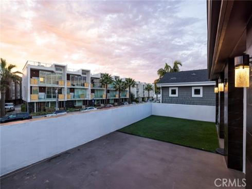 3322  Via Lido  , Newport Beach, CA