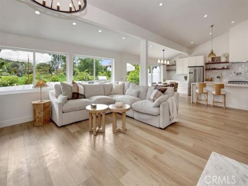 503  Vista Grande  , Newport Beach, CA