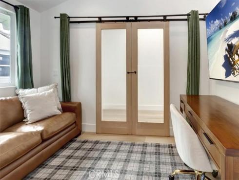 503  Vista Grande  , Newport Beach, CA